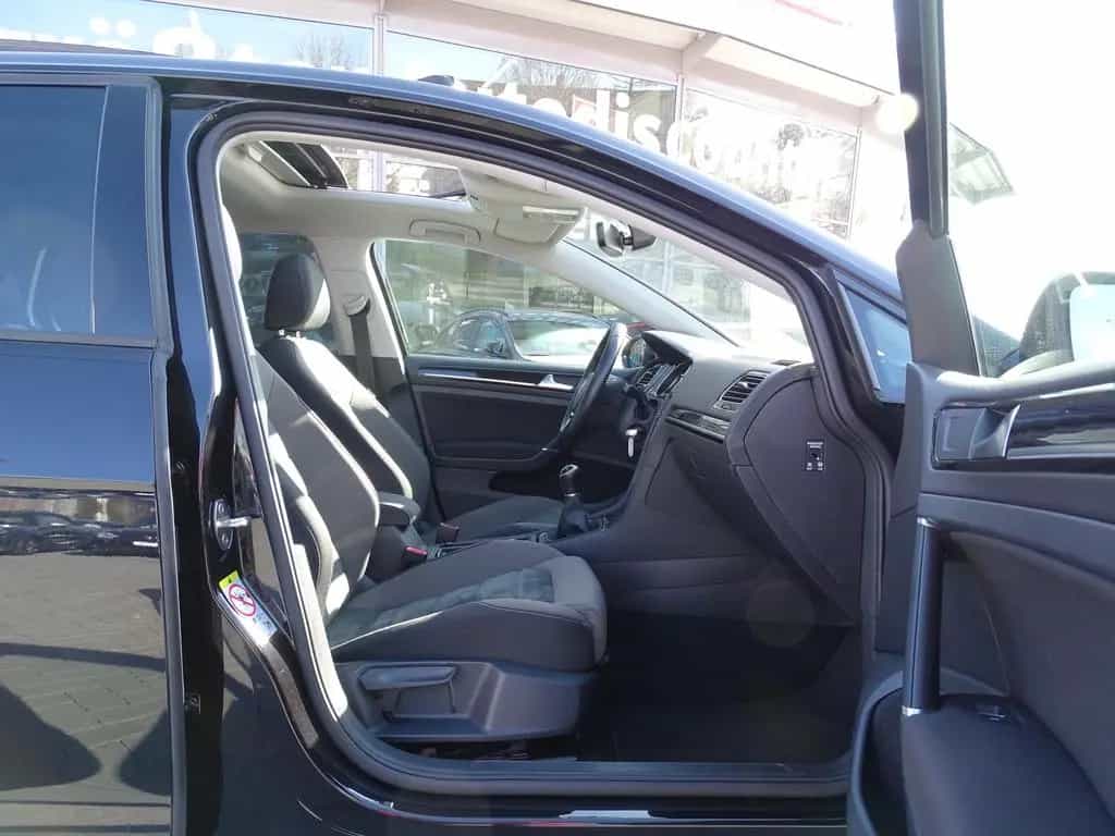 Volkswagen Golf VII 1.4 TSI Highline LED Navi Panorama PDC 05/2018-photo-26