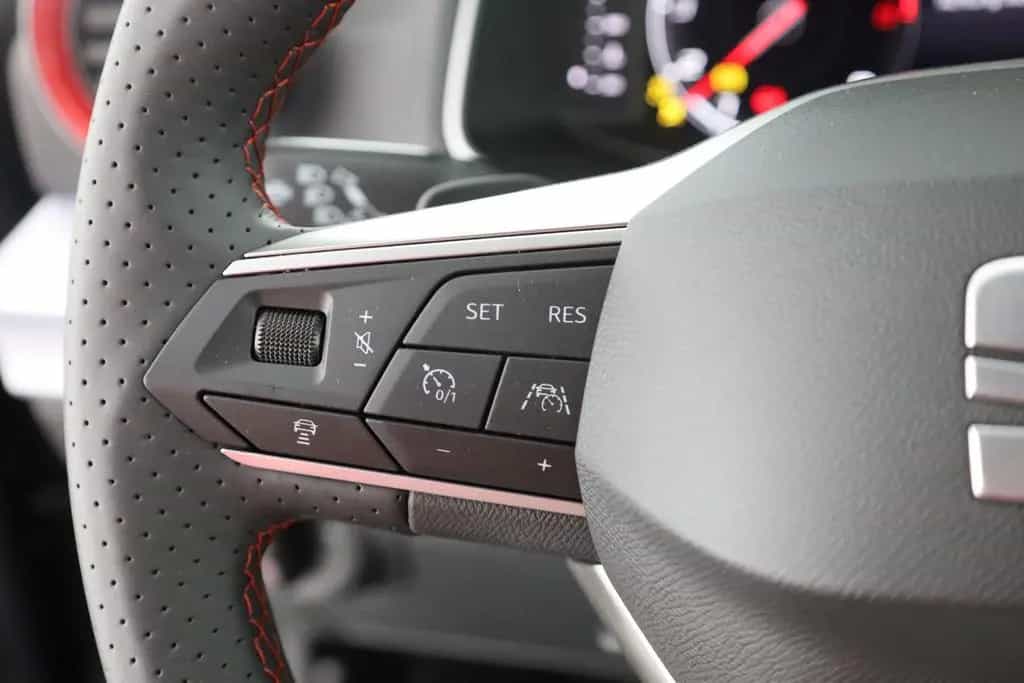 Seat Ibiza FR 1.5 TSI DSG LED ACC Navi Kamera 02/2026-photo-12
