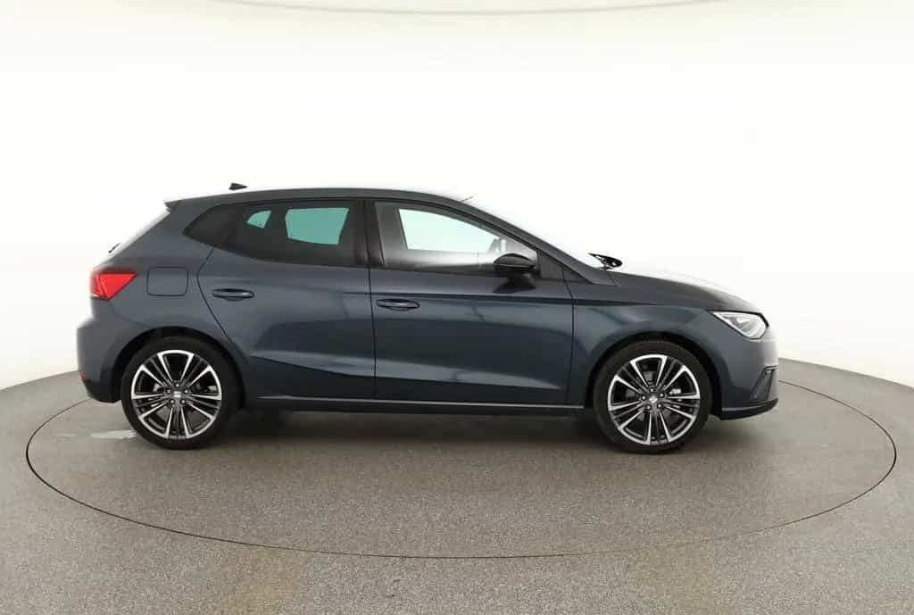 Seat Ibiza FR 1.5 TSI DSG LED ACC Navi Kamera 02/2026-photo-3