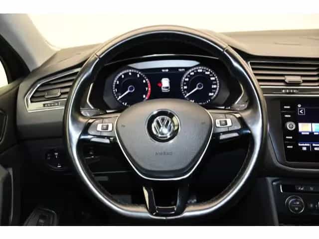 Volkswagen Tiguan Allspace 2.0 TSI DSG 4 Motion Highline St 05/2018-photo-4