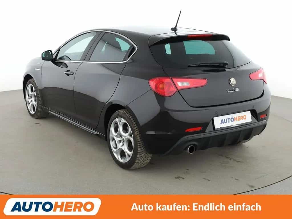 Alfa Romeo 1.4 Turbo Sprint *NAV*TEMPO*PDC*SHZ*ALU*KLIMA* 12/2015-photo-1