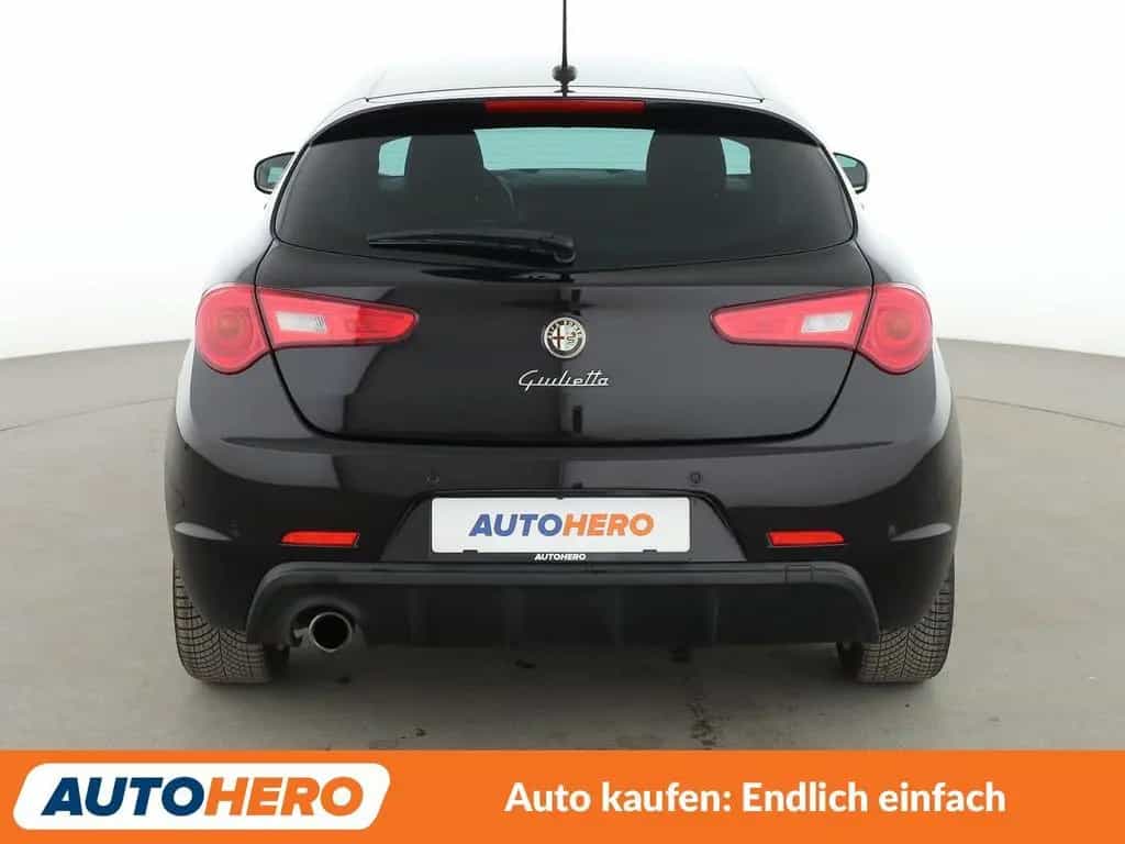 Alfa Romeo 1.4 Turbo Sprint *NAV*TEMPO*PDC*SHZ*ALU*KLIMA* 12/2015-photo-2