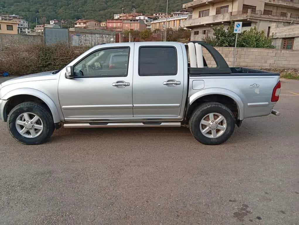 Isuzu D-Max 3.0 TD cat Space Cab 4WD Pick-up LS 08/2006-photo-0