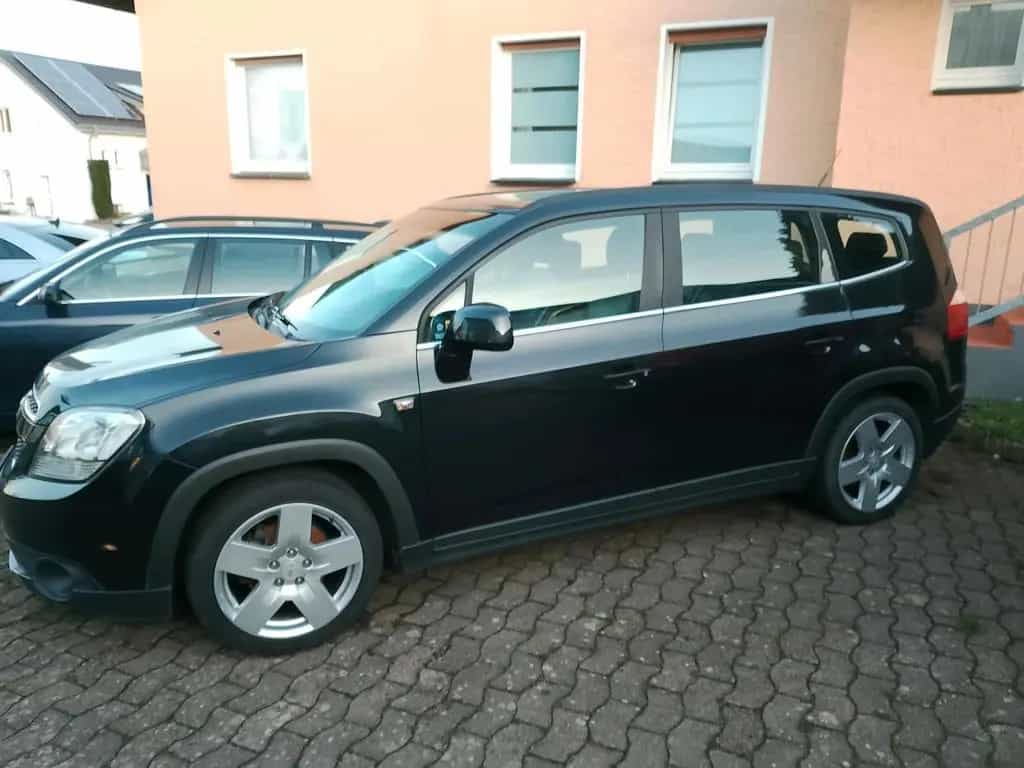 Chevrolet Orlando / 7 Sitzer / 1Hand / Led... 07/2011-photo-2