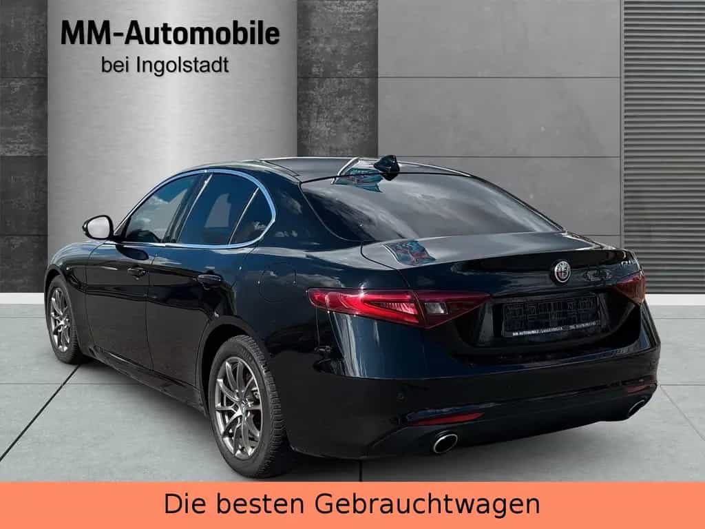 Alfa Romeo Giulia Super-GTA-Veloce-TÜV 04/27-ZAHNRIEMEN NEU 03/2020-photo-2