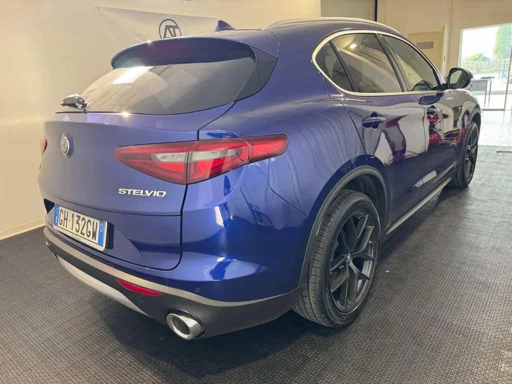 Alfa Romeo Stelvio 2.2 Turbodiesel 190 CV AT8 Q4 12/2021-photo-5