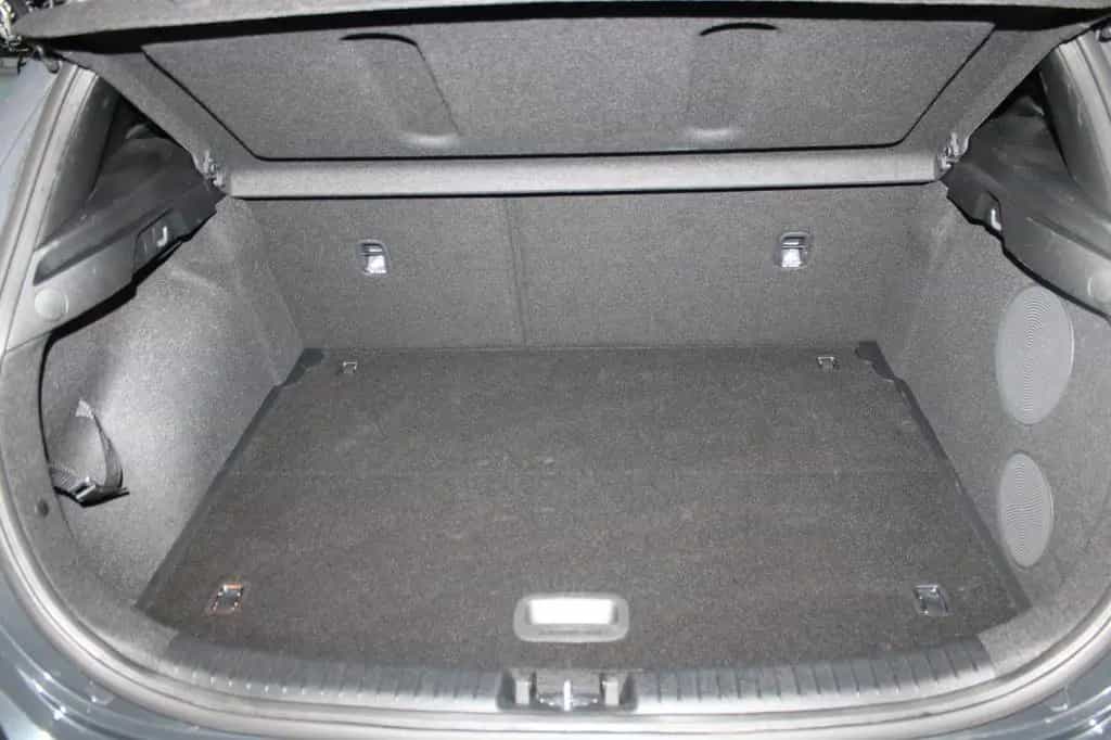 Kia Ceed / Ceed Spirit Aut. LED NAVI ACC BLIS uvm. 04/2025-photo-14