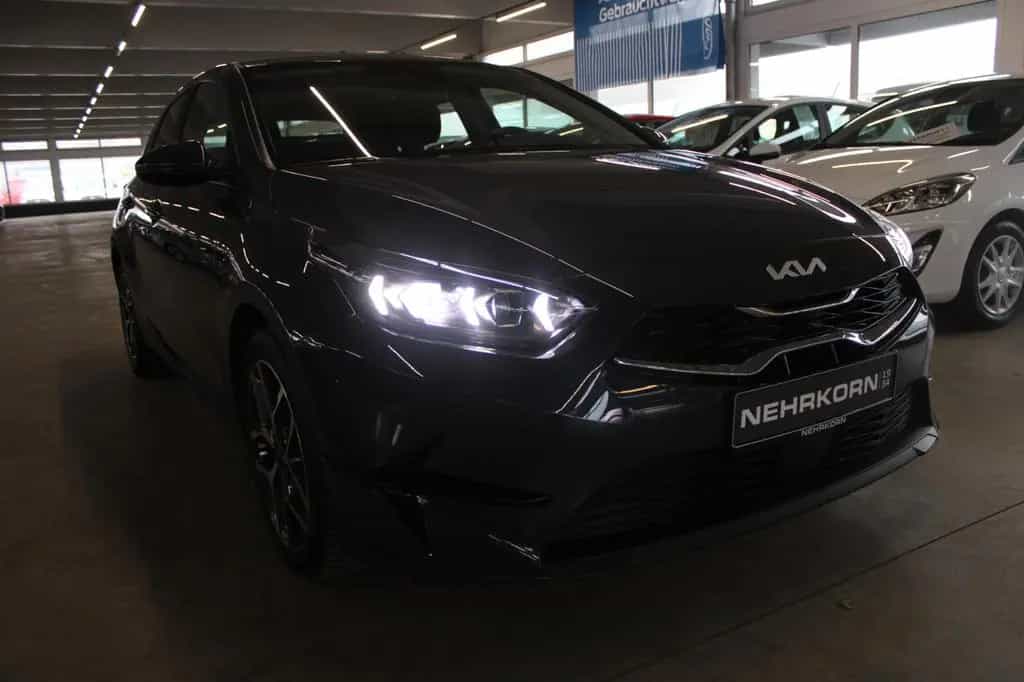 Kia Ceed / Ceed Spirit Aut. LED NAVI ACC BLIS uvm. 04/2025-photo-7