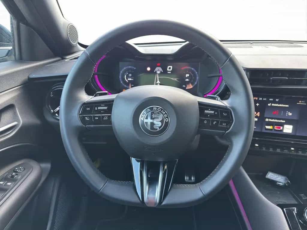 Alfa Romeo Junior Ibrida SPECIALE *LED Matrix*Massage* 10/2025-photo-13