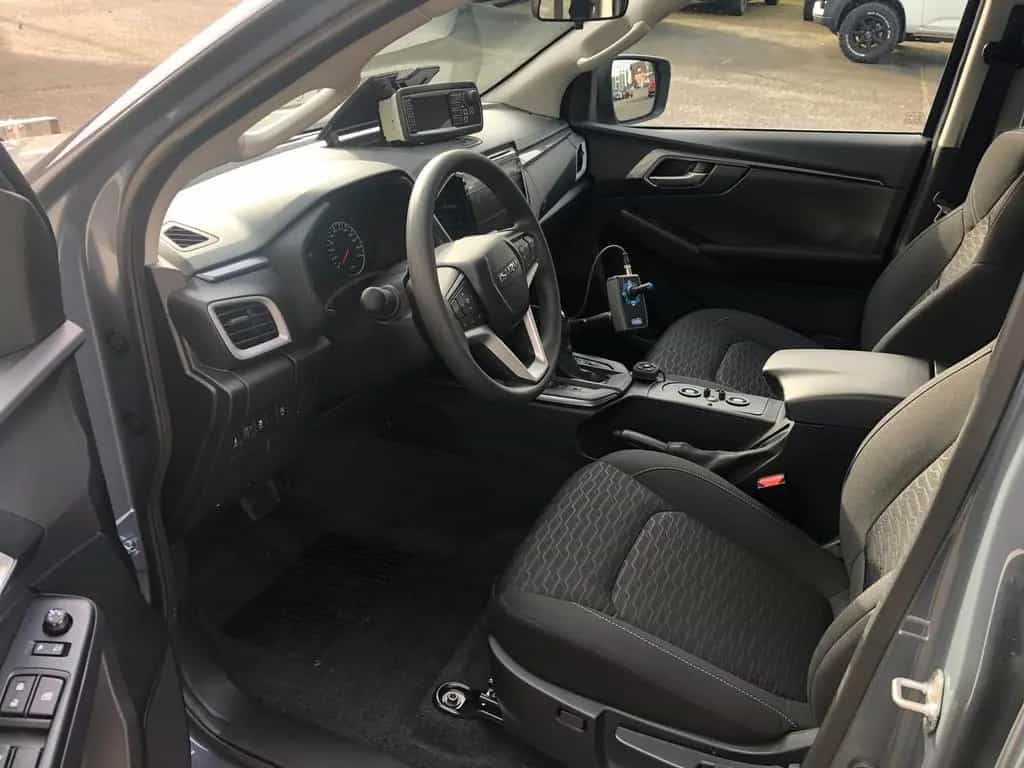 Isuzu D-Max Double Cab LS AT mit Winterdienst null-photo-18