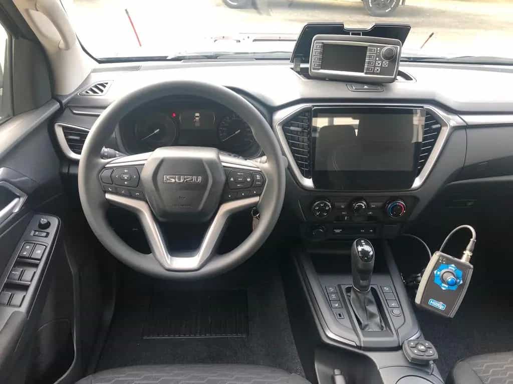 Isuzu D-Max Double Cab LS AT mit Winterdienst null-photo-22