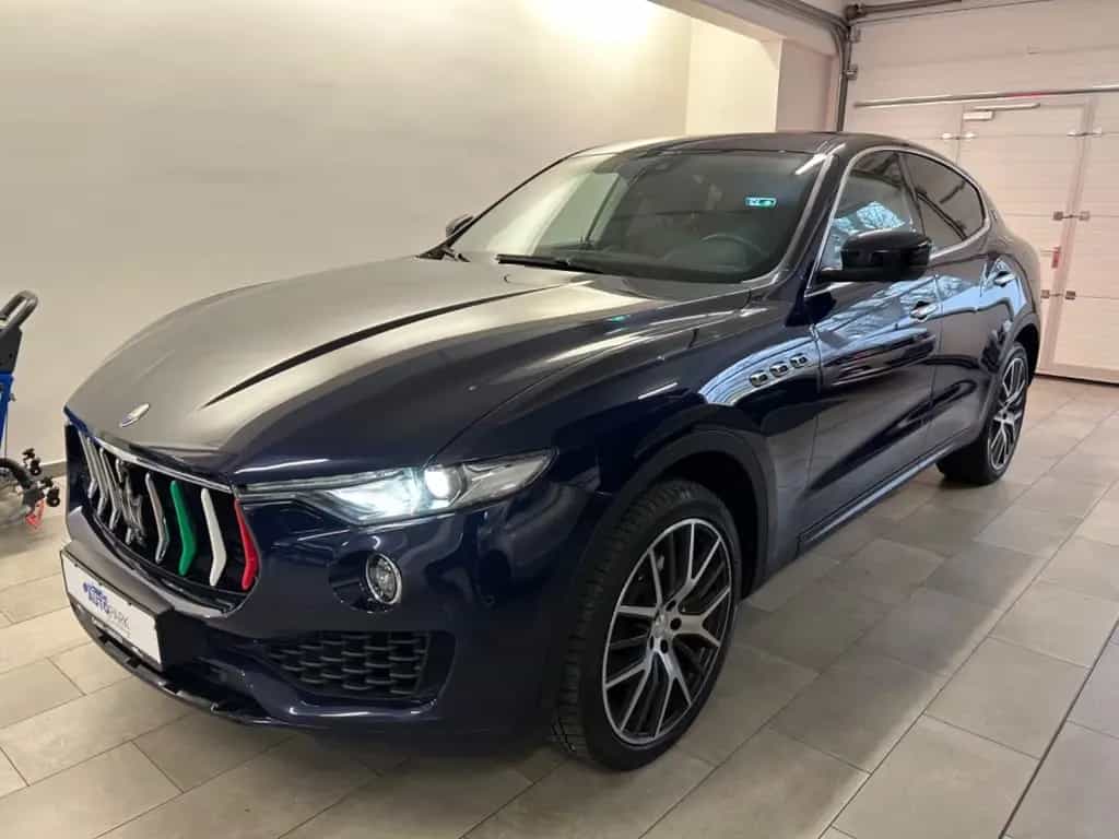 Maserati Levante 3.0 Q4 DIESEL *Panorama *360 Kamera * 09/2017-photo-0