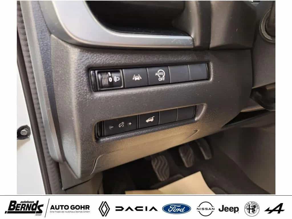 Nissan Qashqai 1.3 DIG-T MHEV N-Connecta 04/2022-photo-12