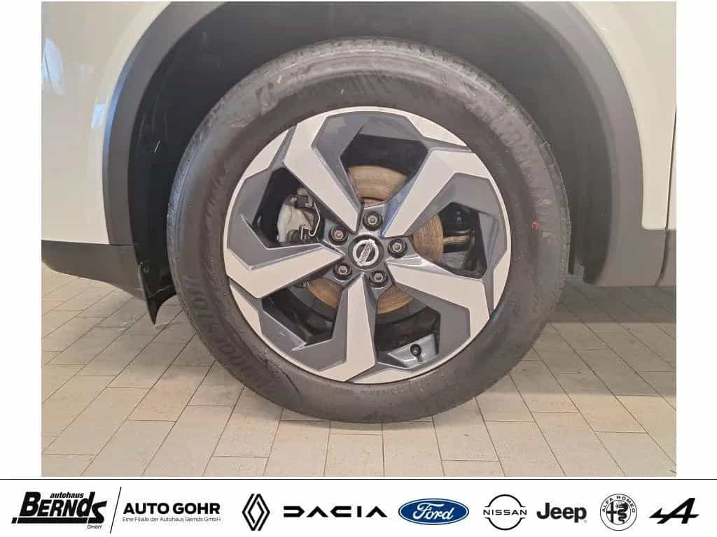 Nissan Qashqai 1.3 DIG-T MHEV N-Connecta 04/2022-photo-24
