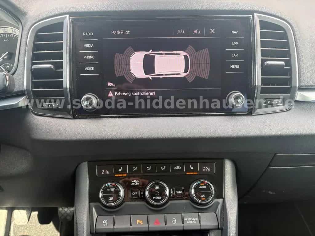 Skoda Karoq 2.0 TDI Style 4x4 11/2019-photo-12