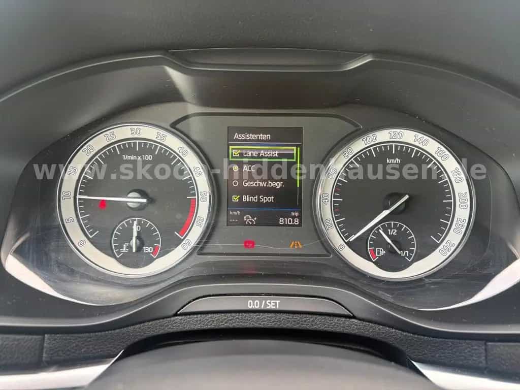 Skoda Karoq 2.0 TDI Style 4x4 11/2019-photo-13