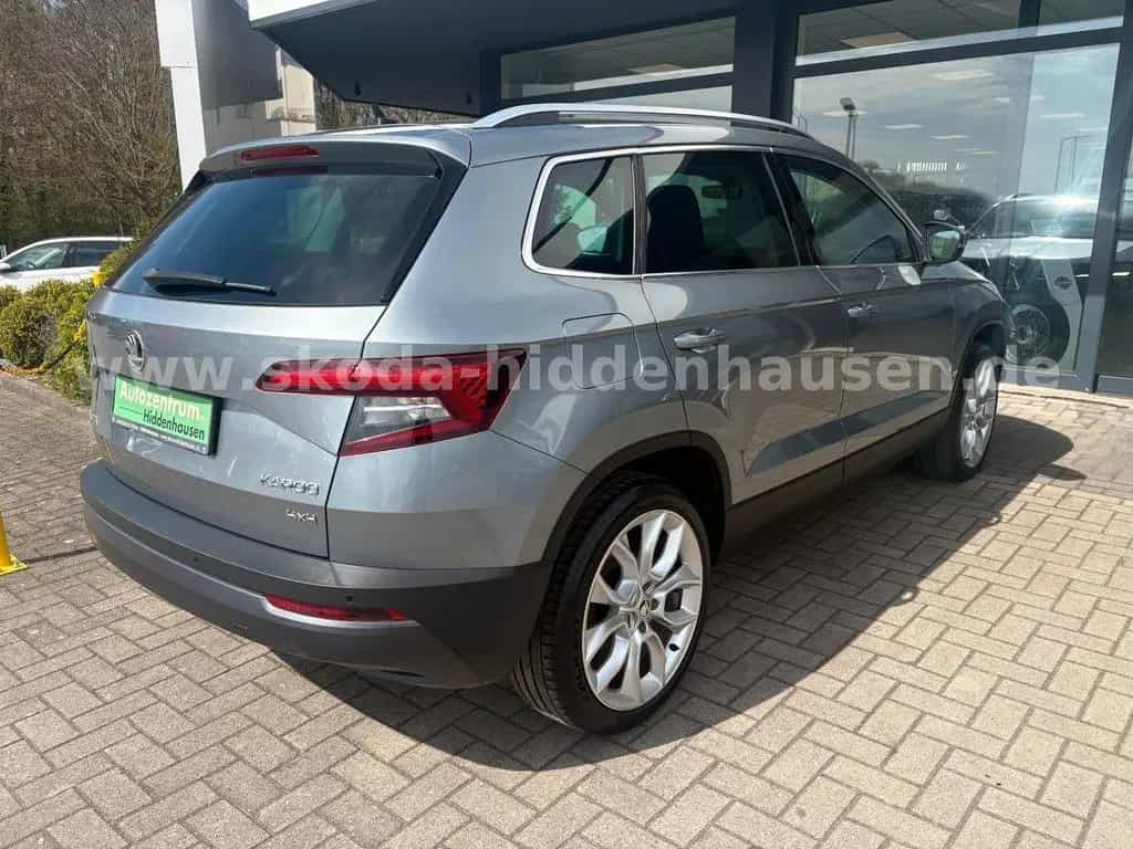 Skoda Karoq 2.0 TDI Style 4x4 11/2019-photo-18