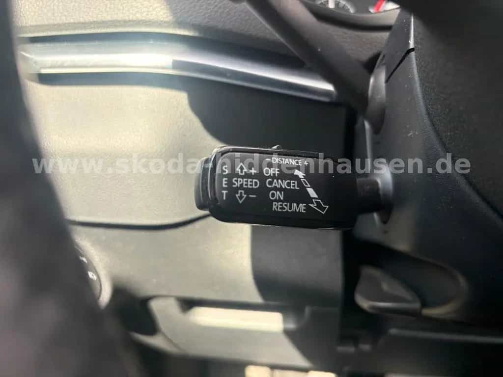 Skoda Karoq 2.0 TDI Style 4x4 11/2019-photo-9