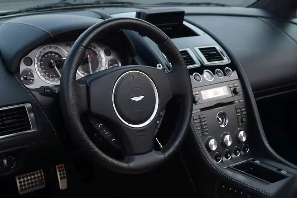 Aston Martin V8 Vantage Roadster +DEUTSCH+MEMORY+SITZHEIZUNG+ 03/2008-photo-11