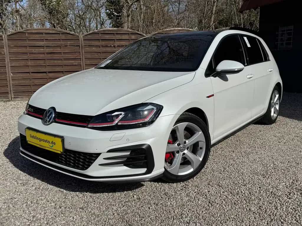 Volkswagen Golf VII GTI DSG Navi Virtual Pano ACC DynA DLA 08/2017-photo-0