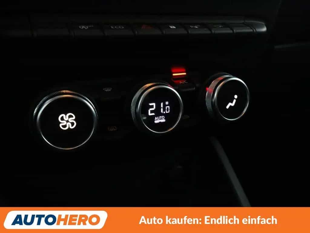 Dacia Duster 1.3 TCe Prestige *NAVI*TEMPO*CAM*SHZ*ALU* 11/2019-photo-21