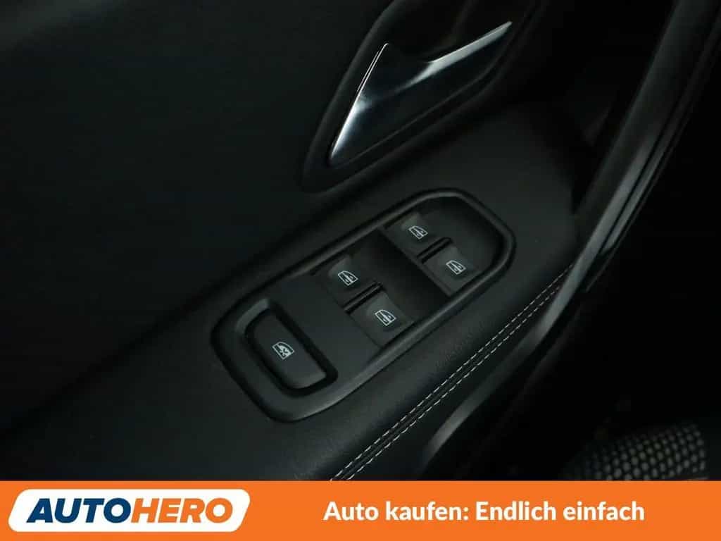 Dacia Duster 1.3 TCe Prestige *NAVI*TEMPO*CAM*SHZ*ALU* 11/2019-photo-27