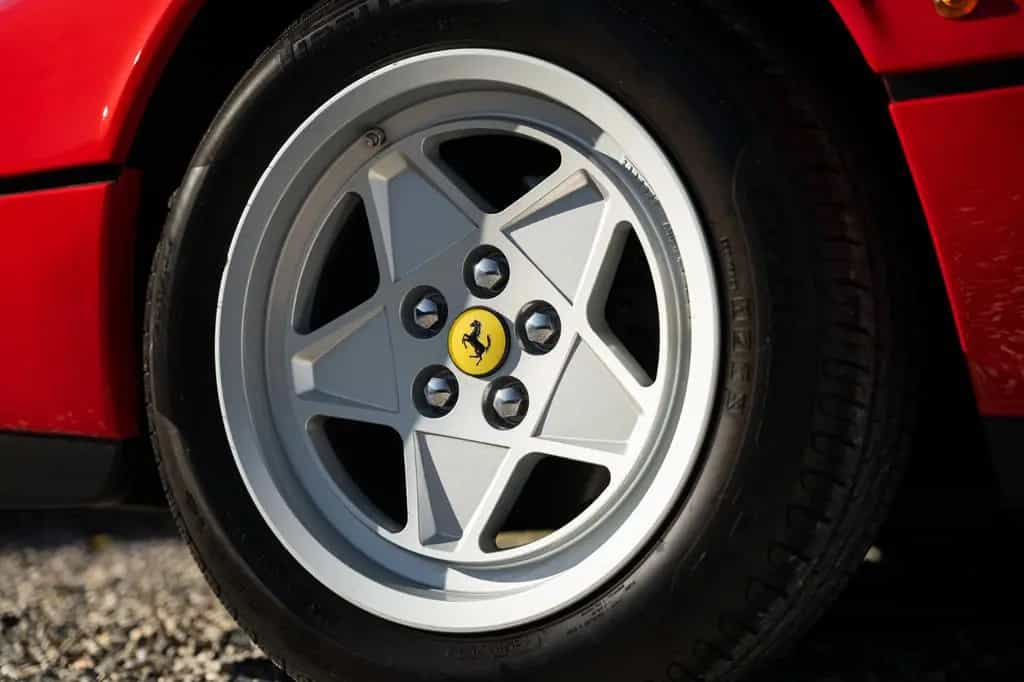 Ferrari 328 GTS 06/1988-photo-10
