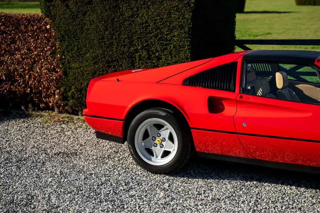Ferrari 328 GTS 06/1988-photo-18