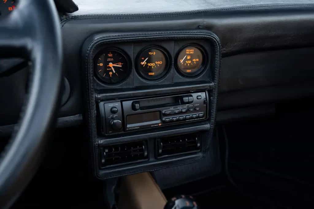 Ferrari 328 GTS 06/1988-photo-30