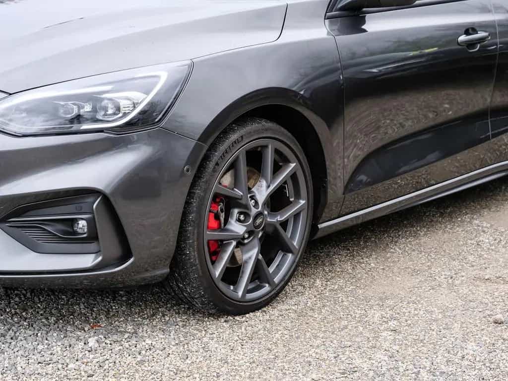 Ford Focus ST AD Navi Soundsystem B & O LED Kurvenlic 06/2020-photo-2