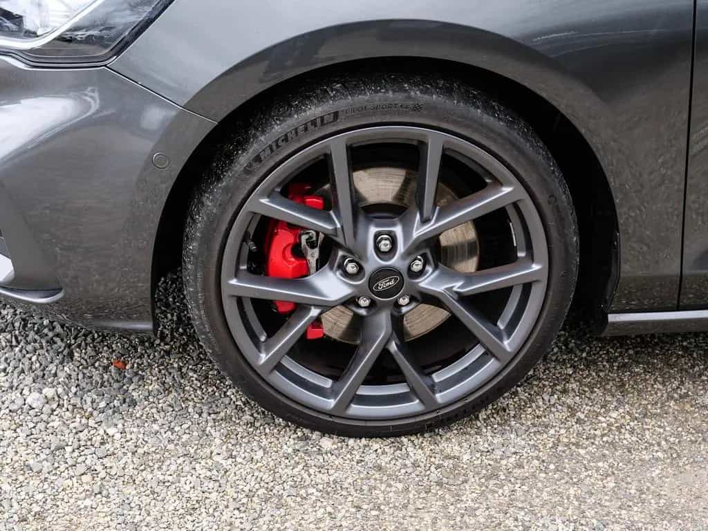 Ford Focus ST AD Navi Soundsystem B & O LED Kurvenlic 06/2020-photo-3