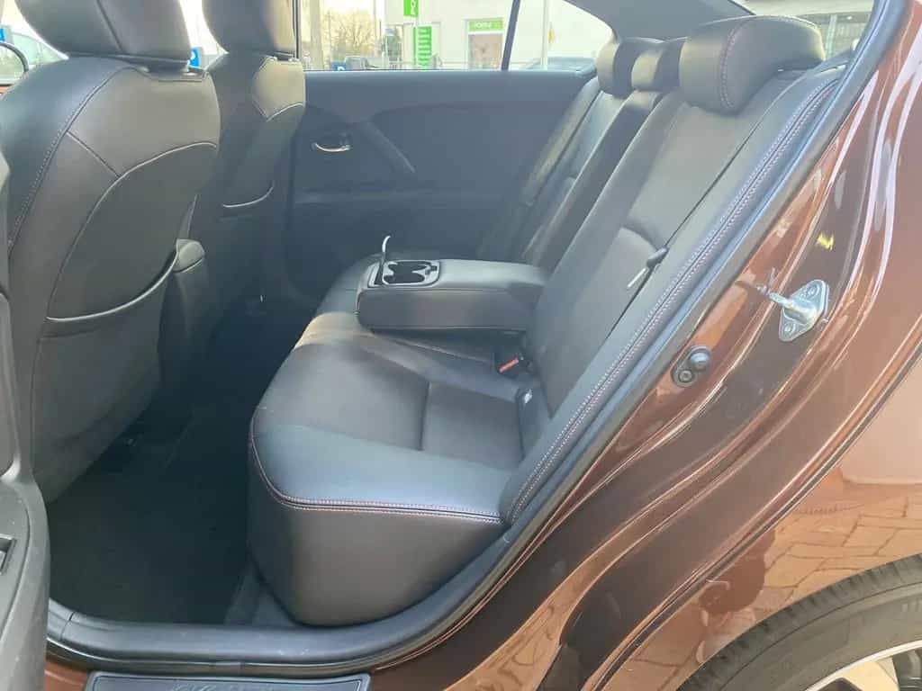 Toyota Avensis 1.8 Business Edition Leder LED Navi SHZ 10/2015-photo-15