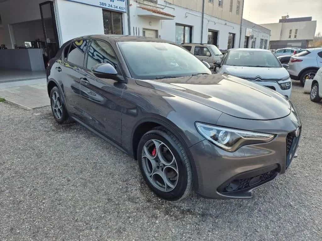 Alfa Romeo Stelvio 2.2 Turbodiesel 190 CV AT8 Q4 10/2022-photo-2