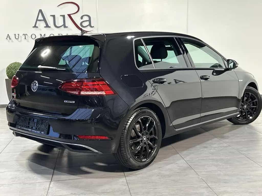 Volkswagen Golf 1.5 TSI Comfortline BMT NAV+DIGDISPLAY+2HD 06/2019-photo-3