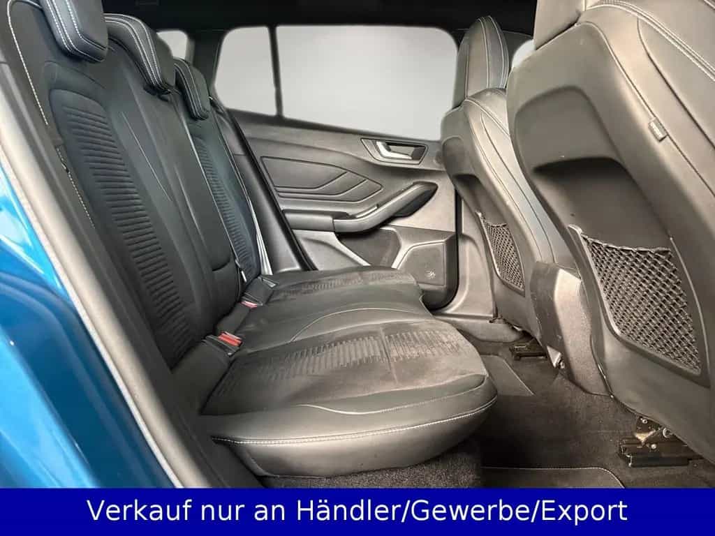 Ford Focus Kombi 2.3 EB ST LED Leder SHZ Navi PDC 07/2019-photo-11