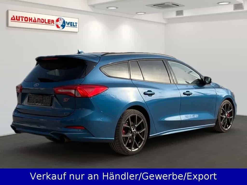 Ford Focus Kombi 2.3 EB ST LED Leder SHZ Navi PDC 07/2019-photo-4