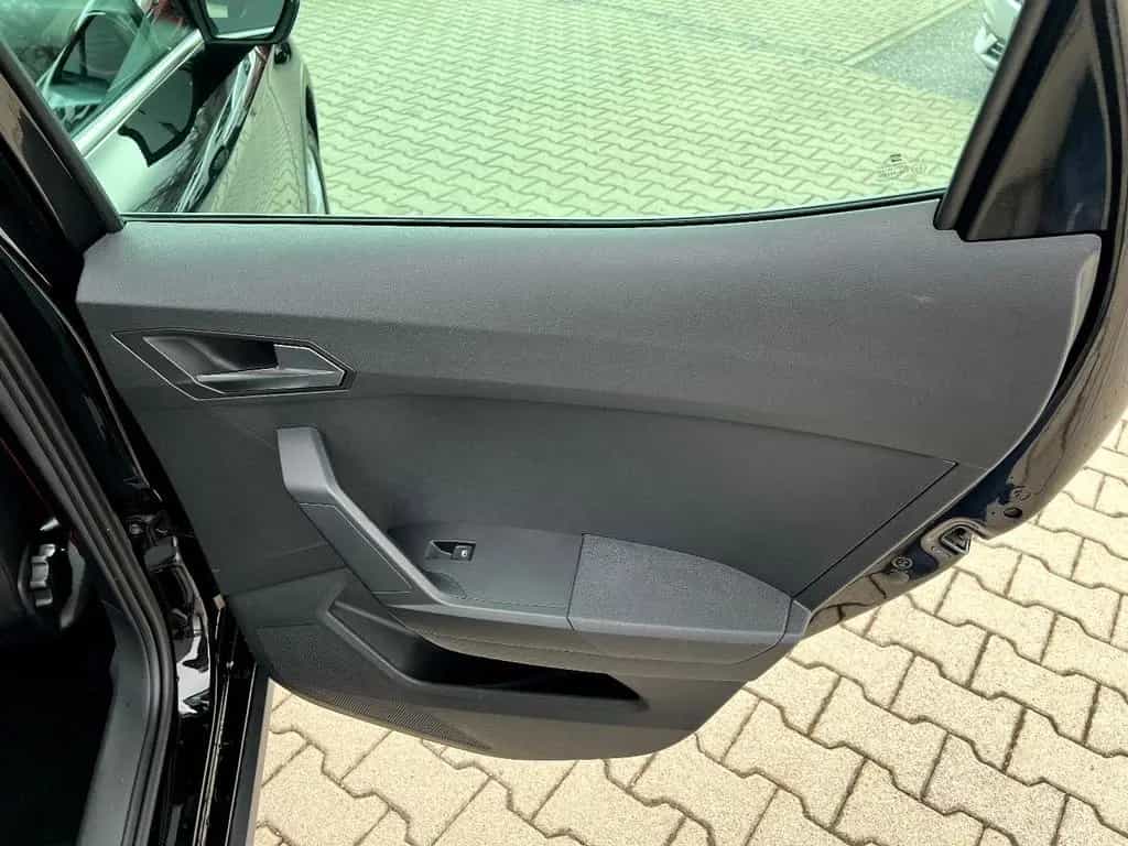 Seat Arona 1.0 TSI FR *LED Navi Leder AHK ACC Sitzh.* 02/2023-photo-13