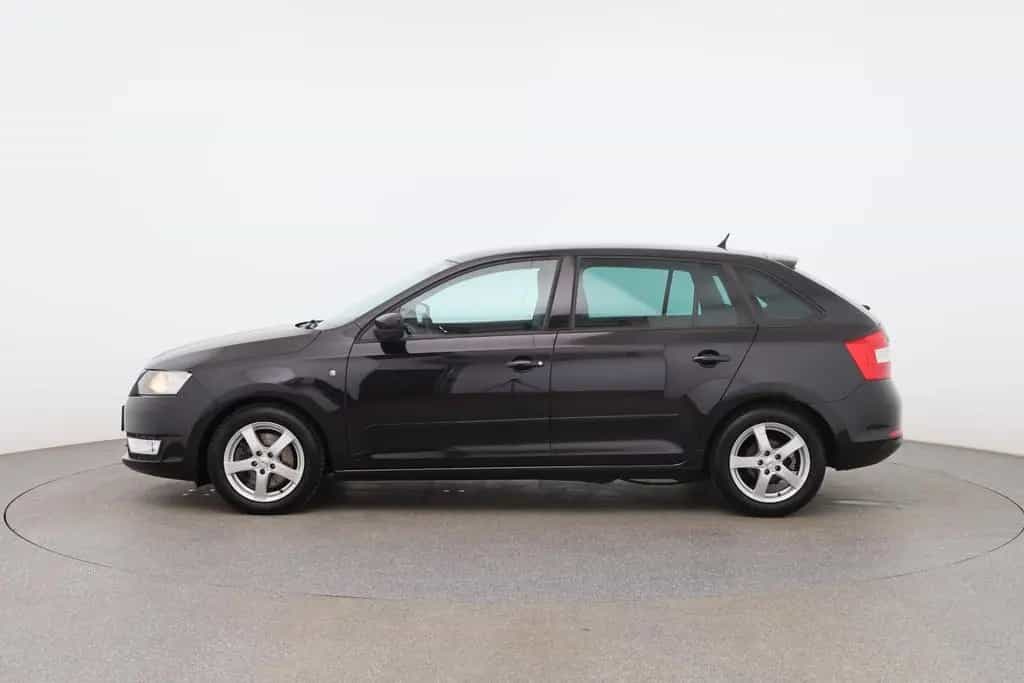 Skoda Rapid Spaceback Elegance TSI 11/2014-photo-1