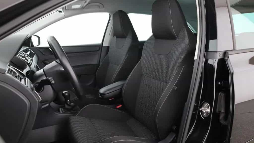 Skoda Rapid Spaceback Elegance TSI 11/2014-photo-16