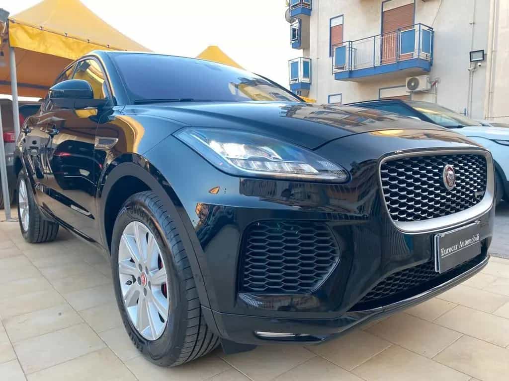 Jaguar E-Pace 2.0D 180 CV AWD R-Dynamic 04/2019-photo-8