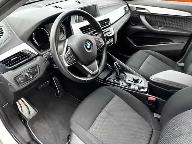 BMW X2 sDrive 18 i Advantage Navi/SHZ/PDC/LED 07/2019-photo-12