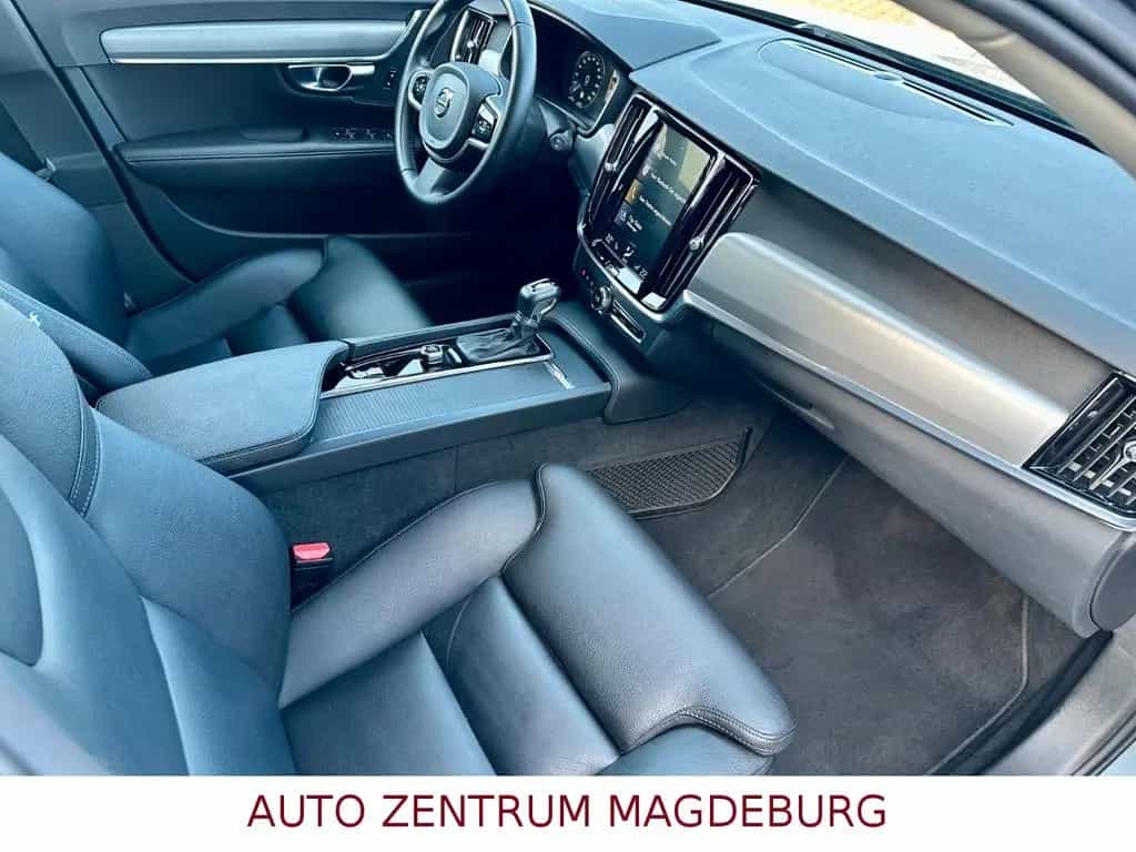 Volvo V90 Kombi Momentum AWD *TOTWINKEL*NAVI*AUTOMATIK 12/2017-photo-19