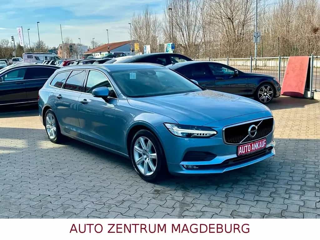 Volvo V90 Kombi Momentum AWD *TOTWINKEL*NAVI*AUTOMATIK 12/2017-photo-3