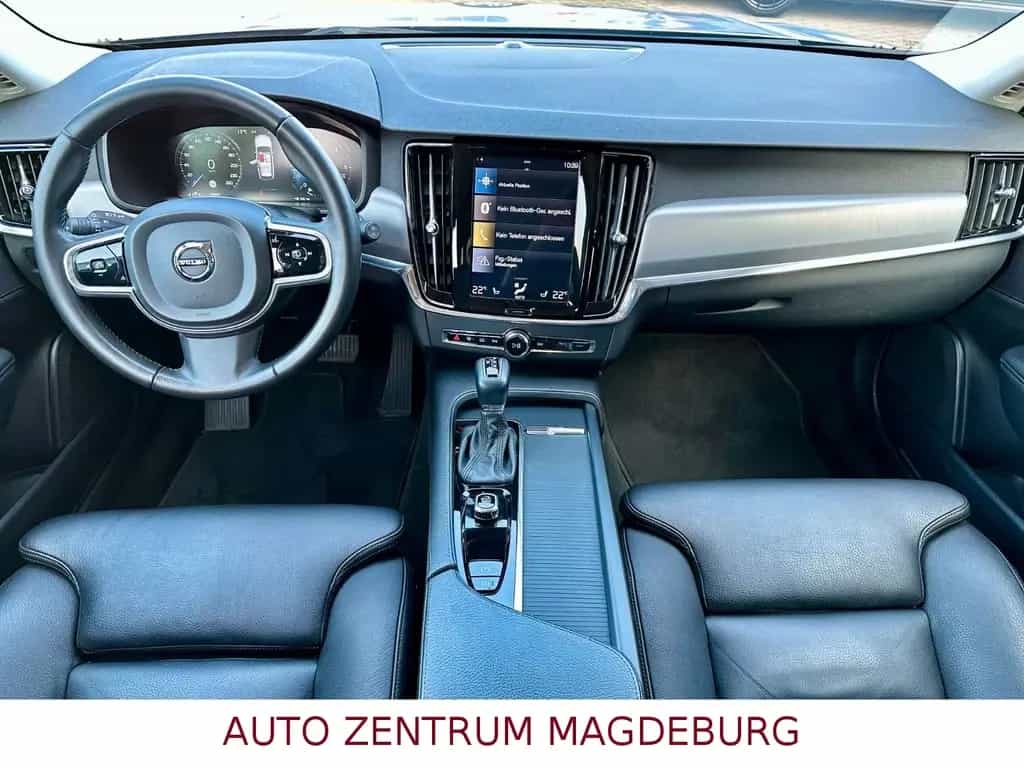 Volvo V90 Kombi Momentum AWD *TOTWINKEL*NAVI*AUTOMATIK 12/2017-photo-8