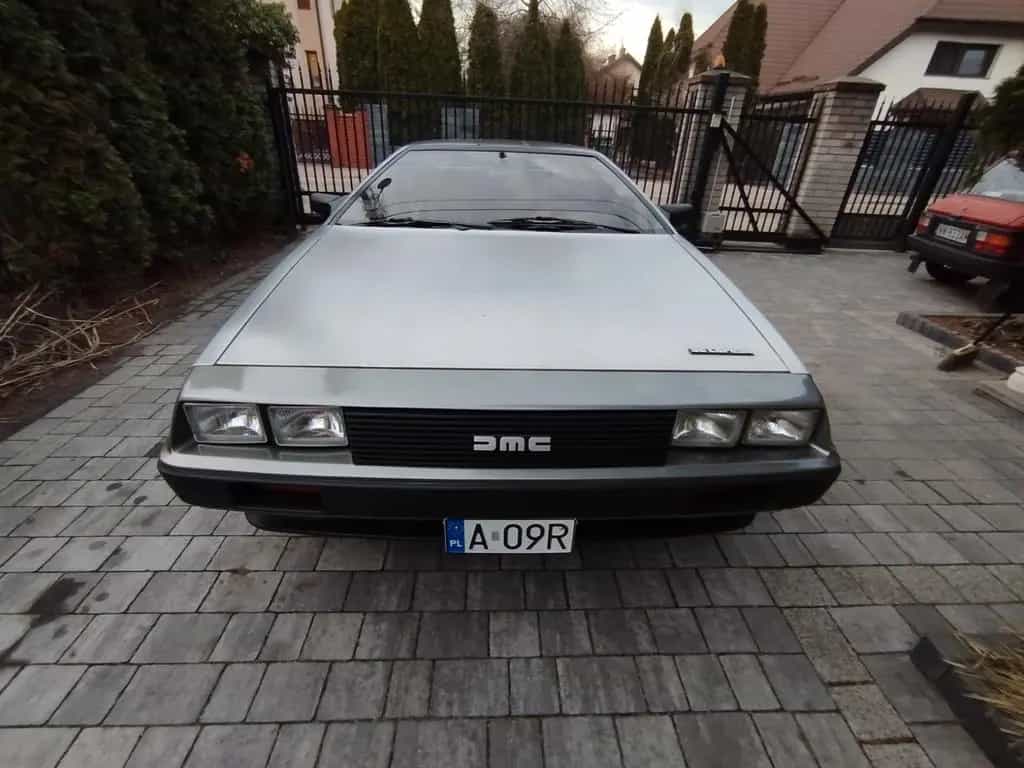 DeLorean DMC-12 10/1981-photo-1