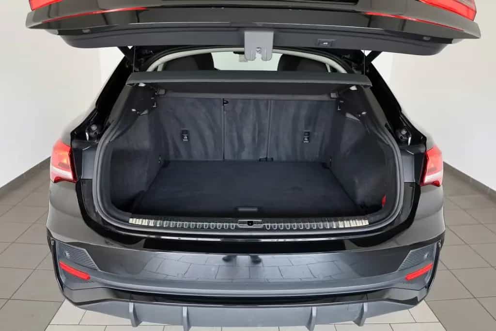 Audi Q3 Sportback 35TFSI S line,Leder,Navi,Kamera,AHK 11/2021-photo-19