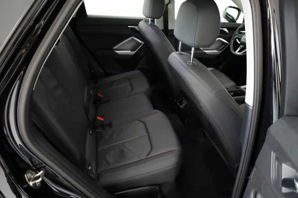 Audi Q3 Sportback 35TFSI S line,Leder,Navi,Kamera,AHK 11/2021-photo-5