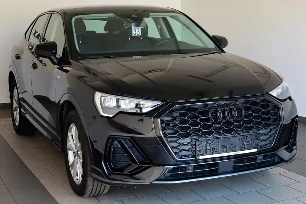 Audi Q3 Sportback 35TFSI S line,Leder,Navi,Kamera,AHK 11/2021-photo-6