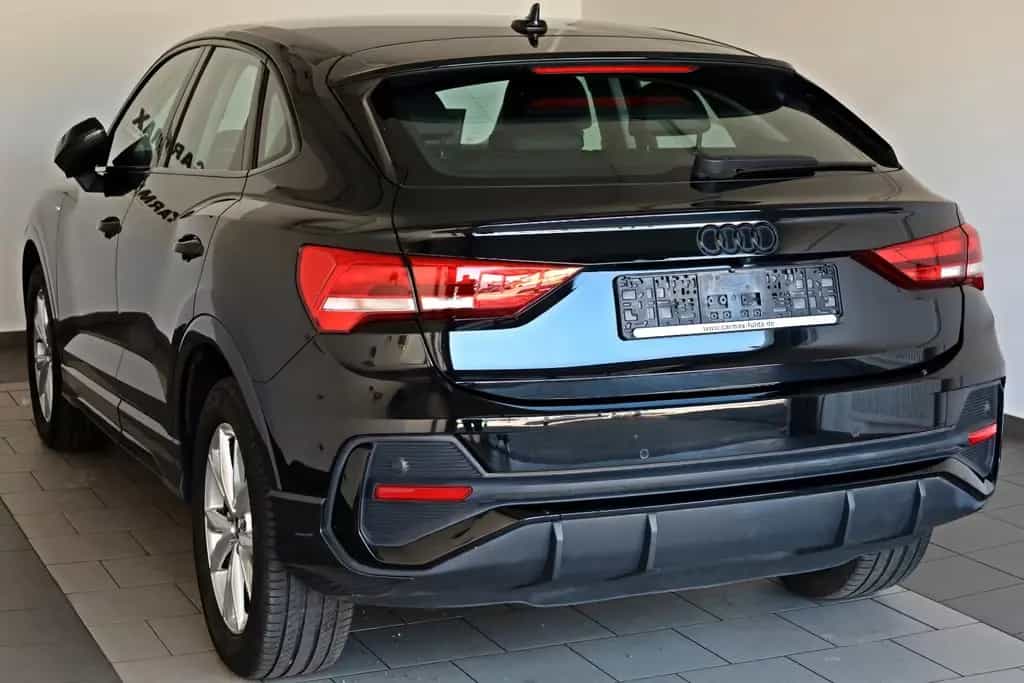 Audi Q3 Sportback 35TFSI S line,Leder,Navi,Kamera,AHK 11/2021-photo-7