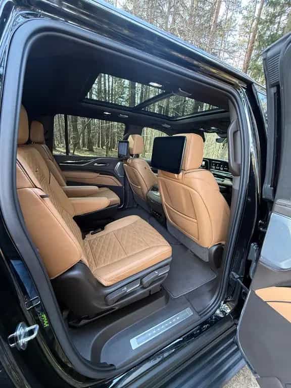 Cadillac Escalade 03/2022-photo-11
